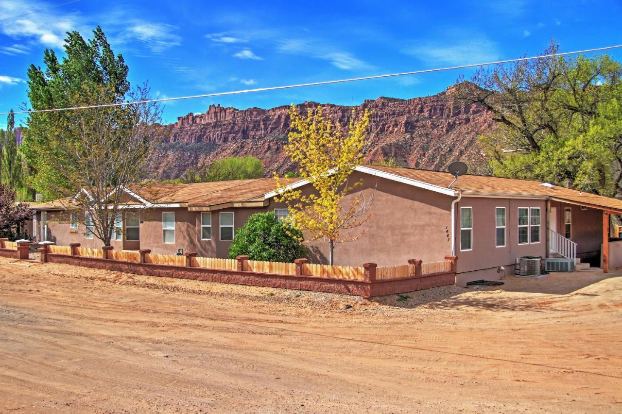 Rustic Retreat Moab Townhome With Grill And Fire Pit מראה חיצוני תמונה